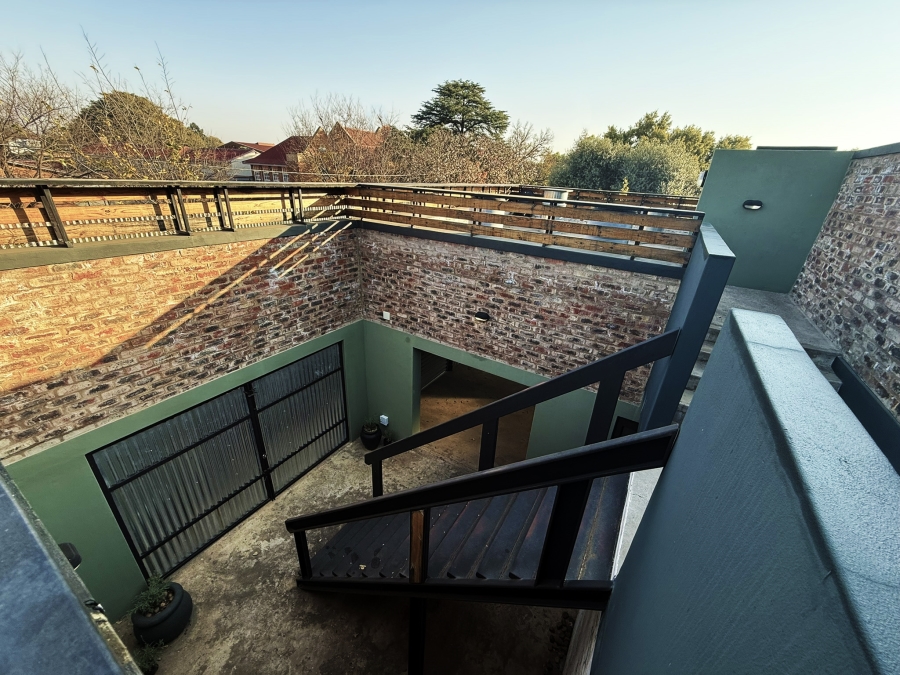 5 Bedroom Property for Sale in Potchefstroom North West